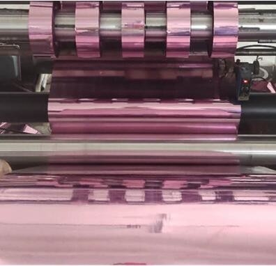 ฟิล์ม PVC โลหะสําหรับสัตว์เลี้ยง ฟิล์ม Twist สําหรับการบรรจุของหวาน ฟิล์มบรรจุของหวานโลหะ