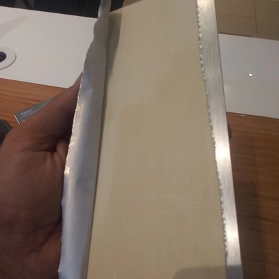 เงิน สีดํา 50mic Brushed Skirting โรลหนังอลูมิเนียมสําหรับการใช้ในครัวเรือน