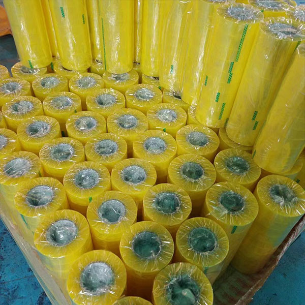 ขายร้อน BOPP/OPP แอคริลิค เทปติดตัวเอง Bopp สําหรับการบรรจุกระดาษกล่องเทปปิด